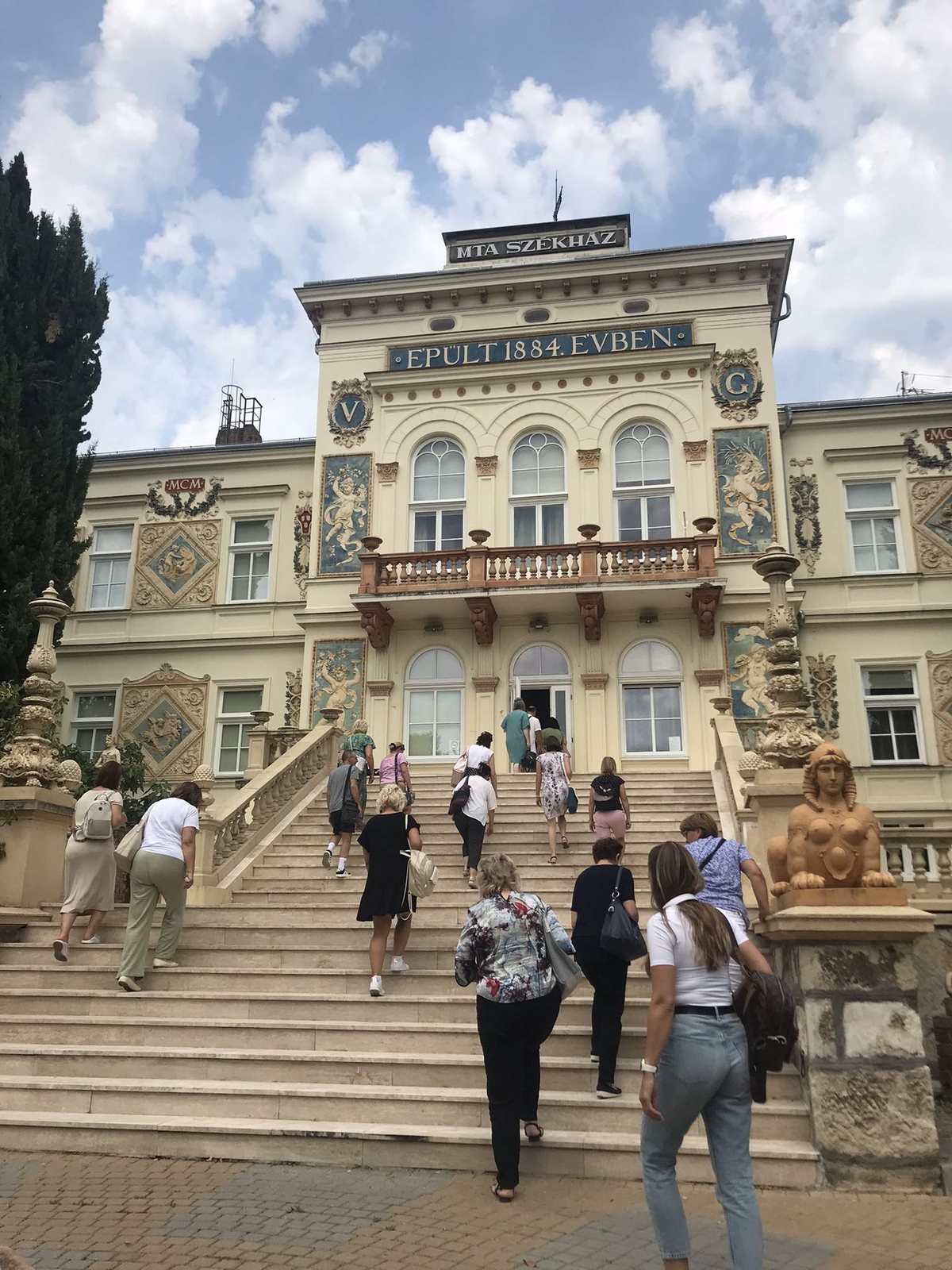 Pécs, MTA-székház